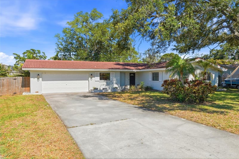 1349 Viewtop Dr, Clearwater, FL 33764