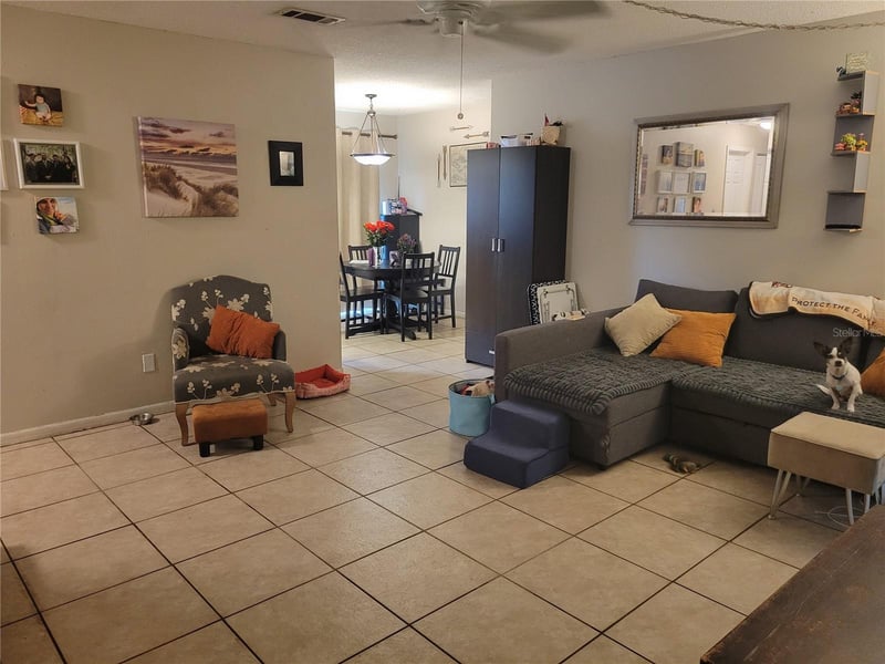 9321 91st St, Seminole, FL 33777