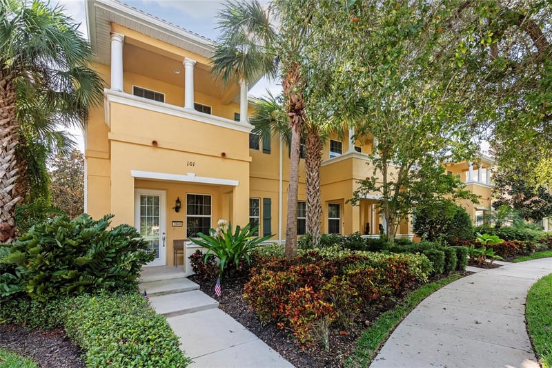 3860 82nd Avenue Cir #101, Sarasota, FL 34243