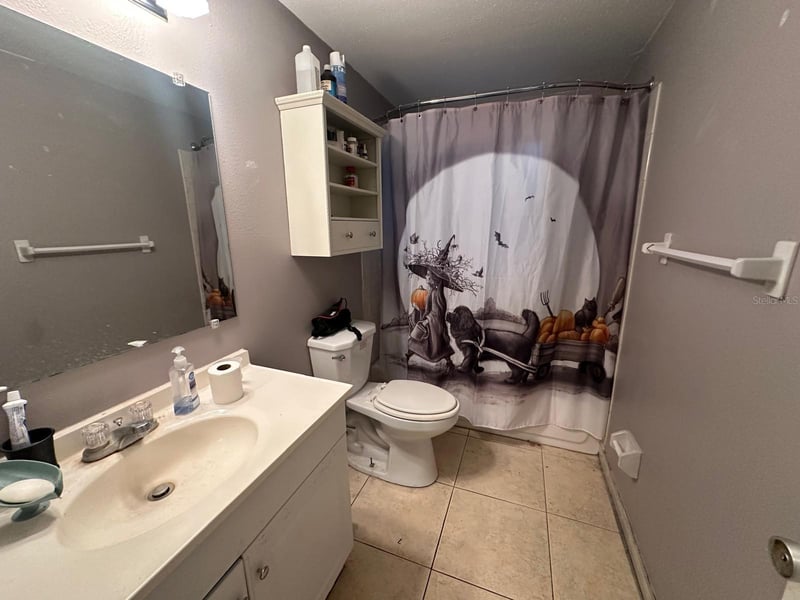 8740 58th Ln, Pinellas Park, FL 33782