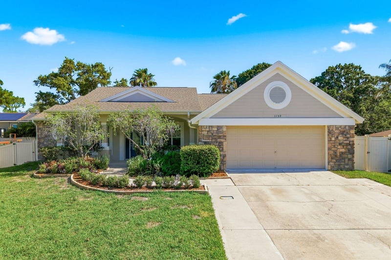 1159 Curlew Pl, Tarpon Springs, FL 34689