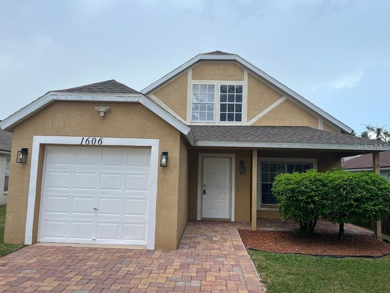 1606 Tropicana Way, Valrico, FL 33594