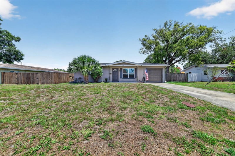 691 72nd Ave, St Petersburg, FL 33702