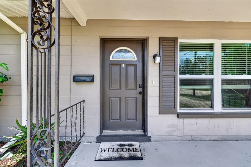 691 72nd Ave, St Petersburg, FL 33702