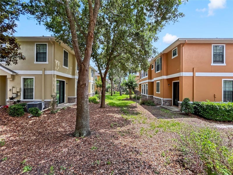 16615 Kingletside Ct, Lithia, FL 33547