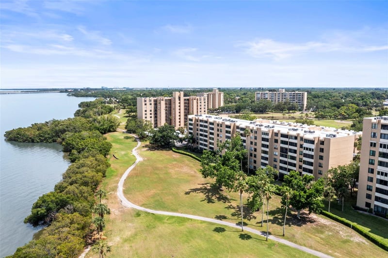 2617 Cove Cay Dr #206, Clearwater, FL 33760