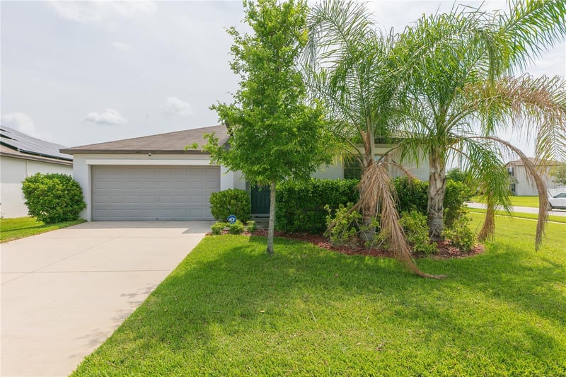 13608 Willow Bluestar Loop, Riverview, FL 33579