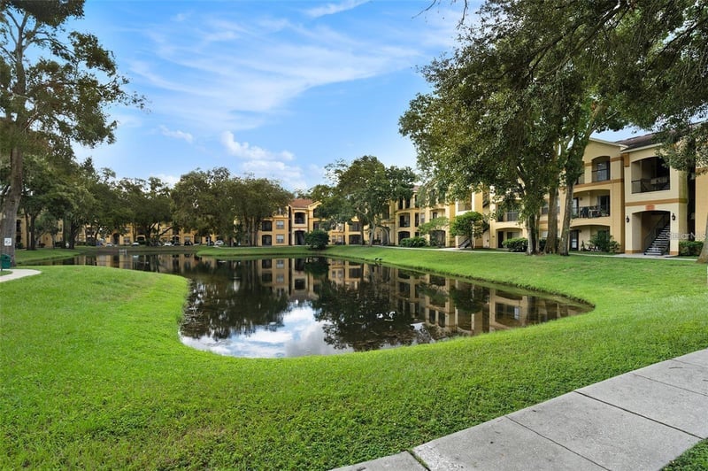 5618 Pinnacle Heights Cir #206, Tampa, FL 33624
