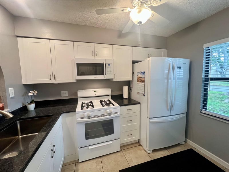 1349 Mission Cir #48-F, Clearwater, FL 33759