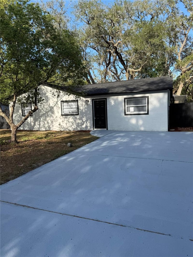 10850 Leon St, New Port Richey, FL 34654