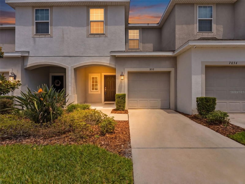 7052 Grand Elm Dr, Riverview, FL 33578