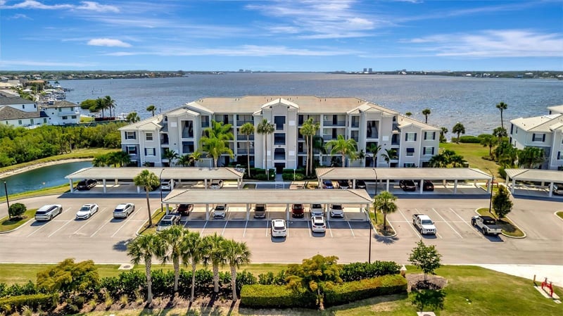 850 Tidewater Shores Loop #105, Bradenton, FL 34208