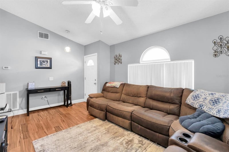 30610 Double Dr, Wesley Chapel, FL 33545
