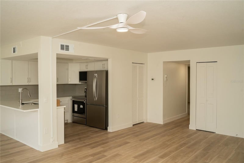 661 Poinsettia Ave #108, Clearwater Beach, FL 33767