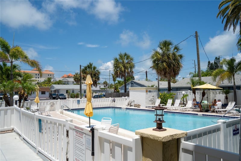 661 Poinsettia Ave #108, Clearwater Beach, FL 33767