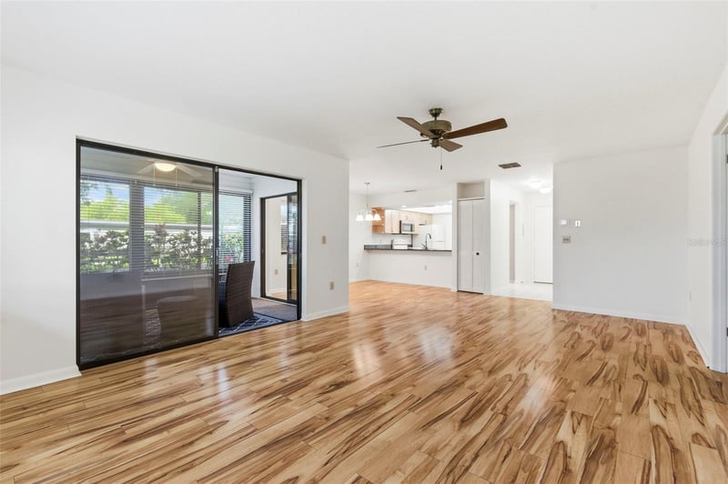 2733 Countryside Blvd #108, Clearwater, FL 33761