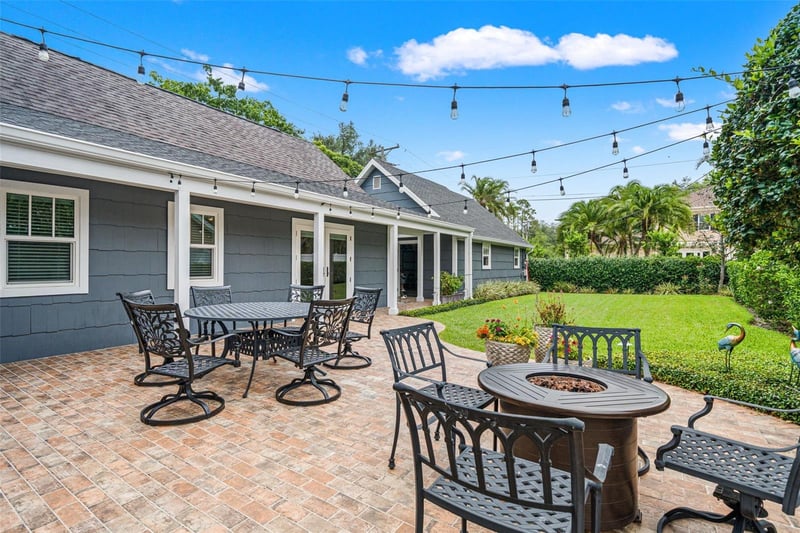 3233 Parkland Blvd, Tampa, FL 33609