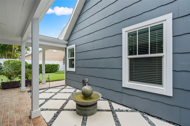 3233 Parkland Blvd, Tampa, FL 33609