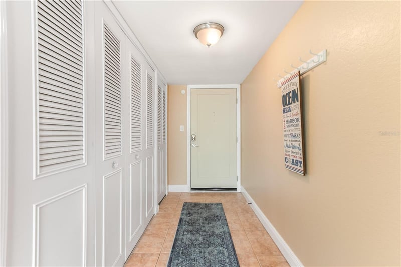 400 Island Way #212, Clearwater Beach, FL 33767