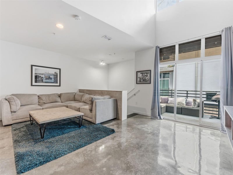 5008 Macdill Ave #16, Tampa, FL 33611