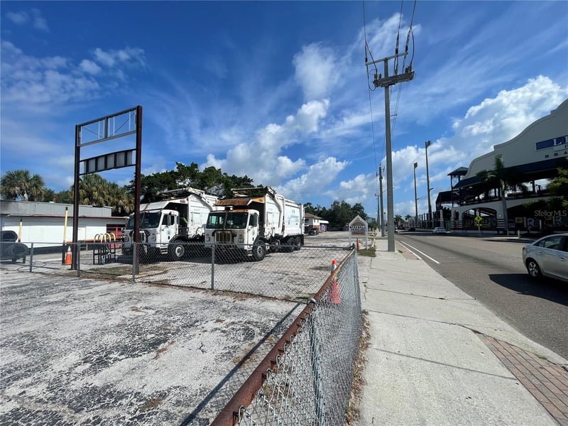 1606 9th St, Bradenton, FL 34205