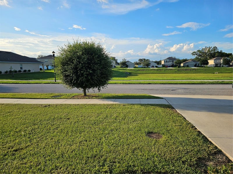 9628 Troncais Cir, Thonotosassa, FL 33592