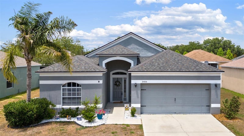 3406 Grove Blossom Ln, Plant City, FL 33567