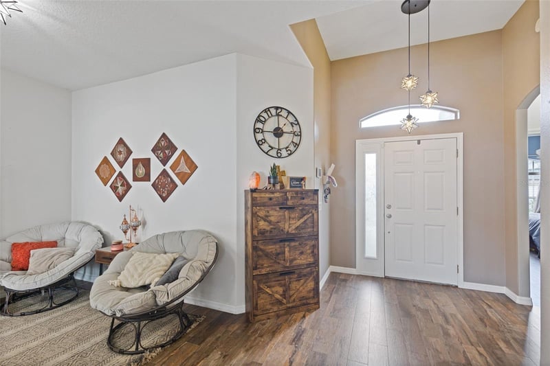 3406 Grove Blossom Ln, Plant City, FL 33567