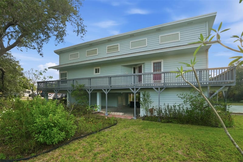 110 Georgia Ave, Crystal Beach, FL 34681