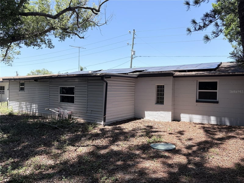 3818 Moog Rd, Holiday, FL 34691