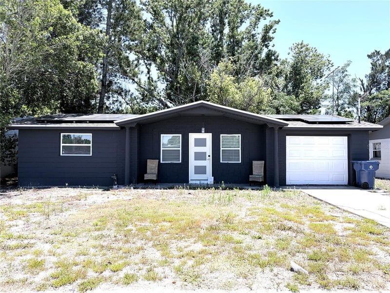 3818 Moog Rd, Holiday, FL 34691