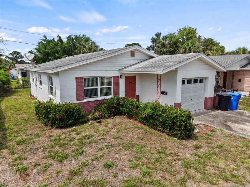 1735 Mississippi Ave, St Petersburg, FL 33703