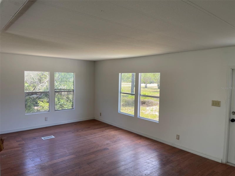 16329 Caldwell Ln, Spring Hill, FL 34610