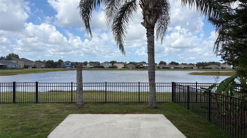 10152 Celtic Ash Dr, Ruskin, FL 33573