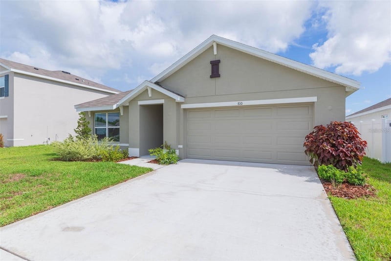 810 Ace Outlaw Ave, Ruskin, FL 33570