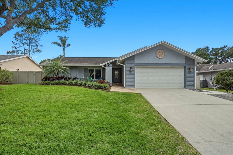 5015 Bridgeport Dr, Safety Harbor, FL 34695