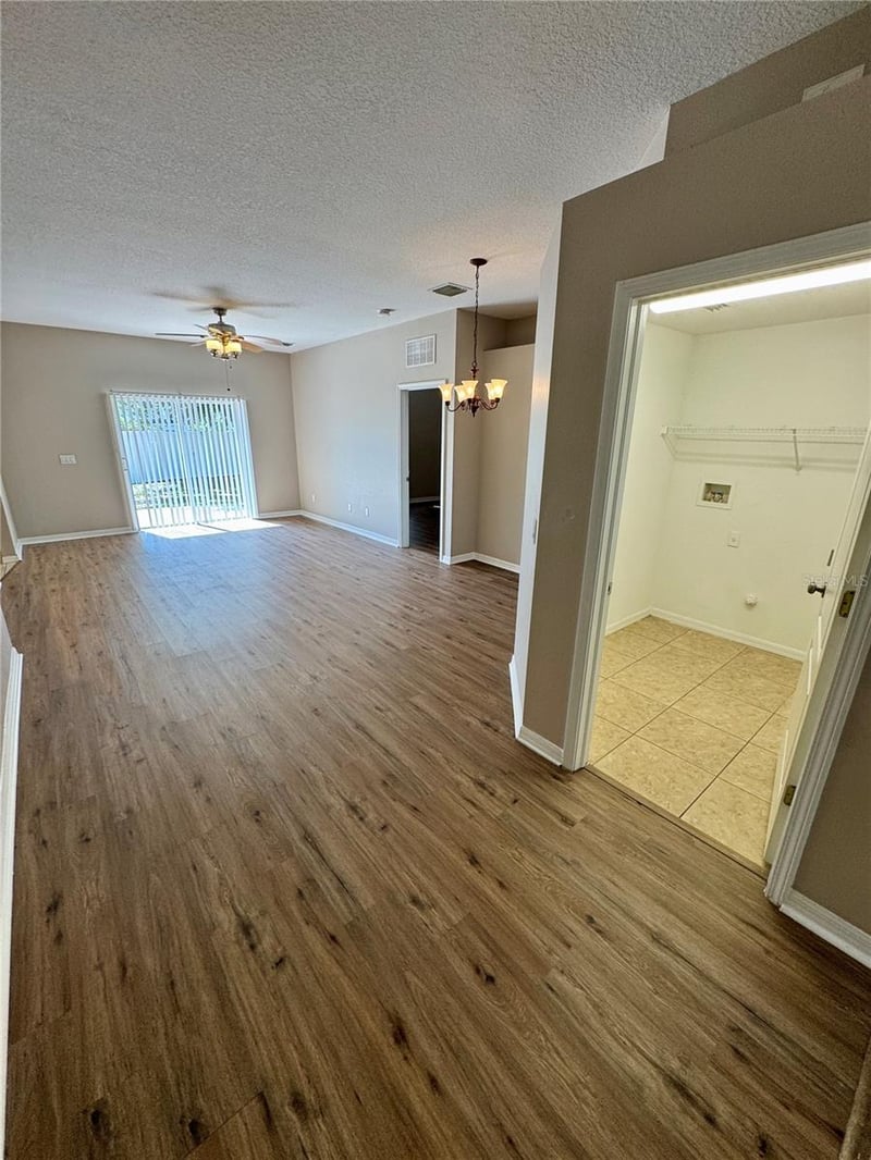 1837 Atlantic Dr, Ruskin, FL 33570