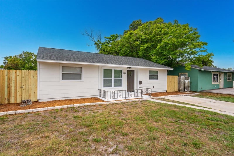 2926 40th Ave, St Petersburg, FL 33714
