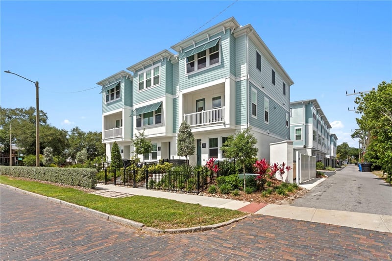 114 21 St, St Petersburg, FL 33713