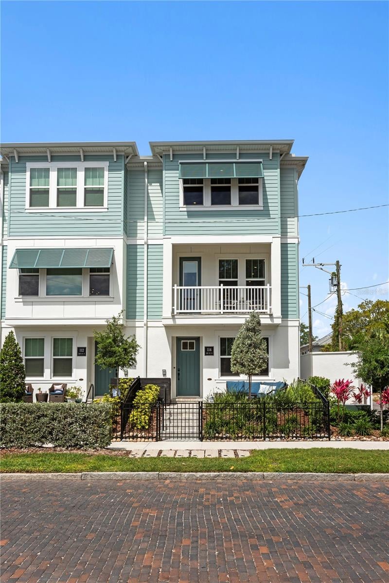 114 21 St, St Petersburg, FL 33713