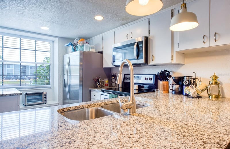 366 47th Ave #3, St Petersburg, FL 33703