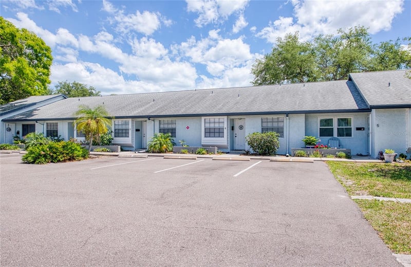 366 47th Ave #3, St Petersburg, FL 33703