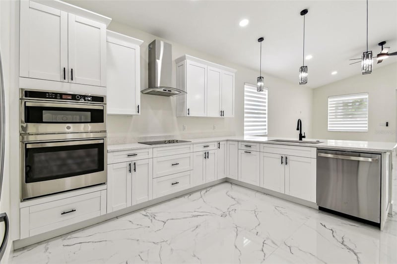 7012 Willow Ave, Tampa, FL 33604