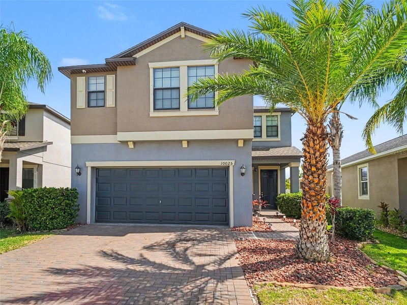 10025 Ivory Dr, Sun City Center, FL 33573
