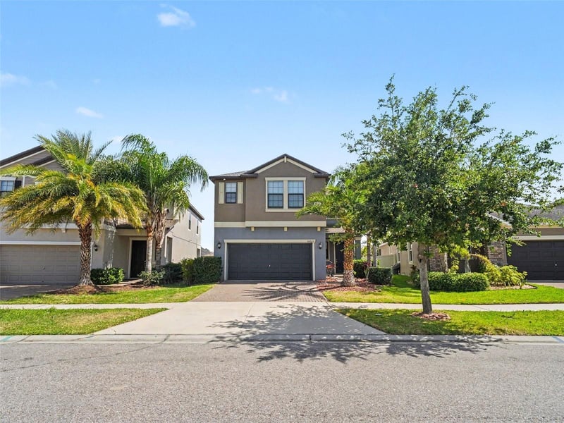 10025 Ivory Dr, Sun City Center, FL 33573
