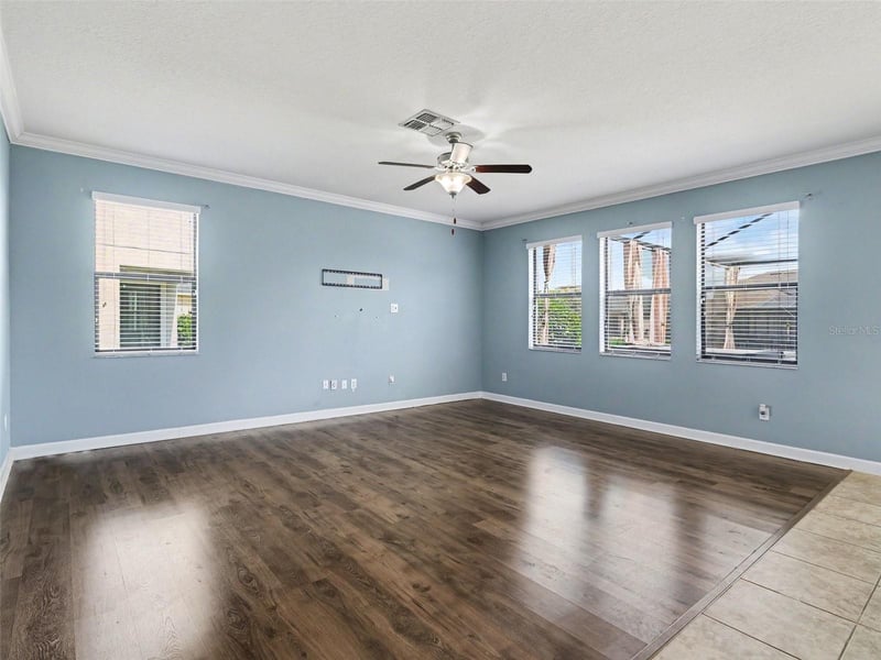 10025 Ivory Dr, Sun City Center, FL 33573