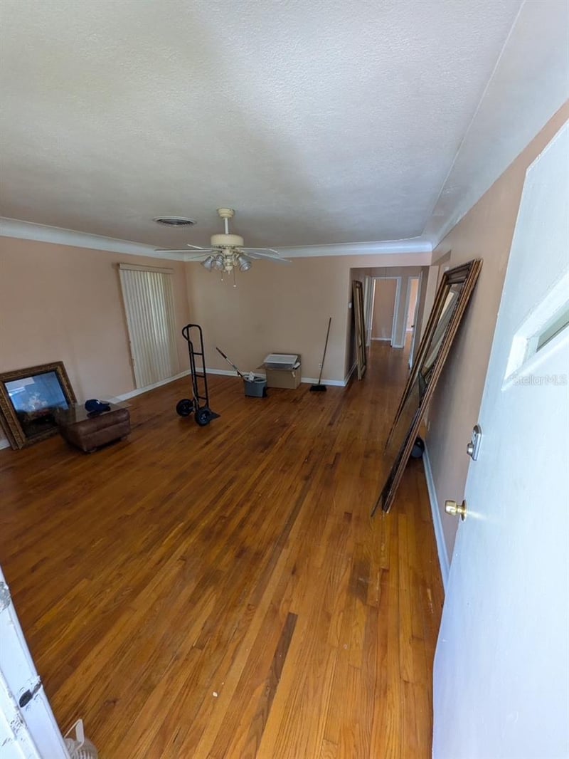 4462 46th Ave, St Petersburg, FL 33714