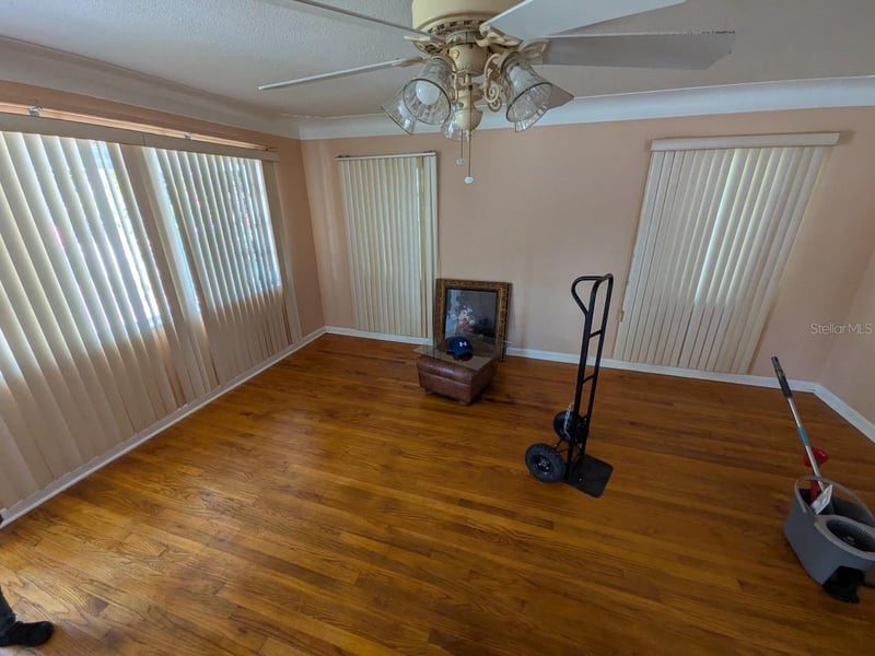 4462 46th Ave, St Petersburg, FL 33714