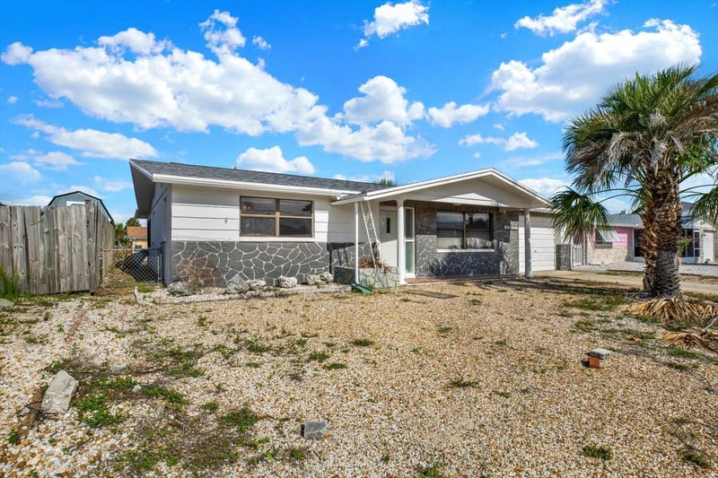 13605 Garris Dr, Hudson, FL 34667