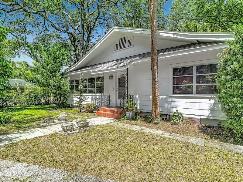 1304 E Diana St, Tampa, FL 33604